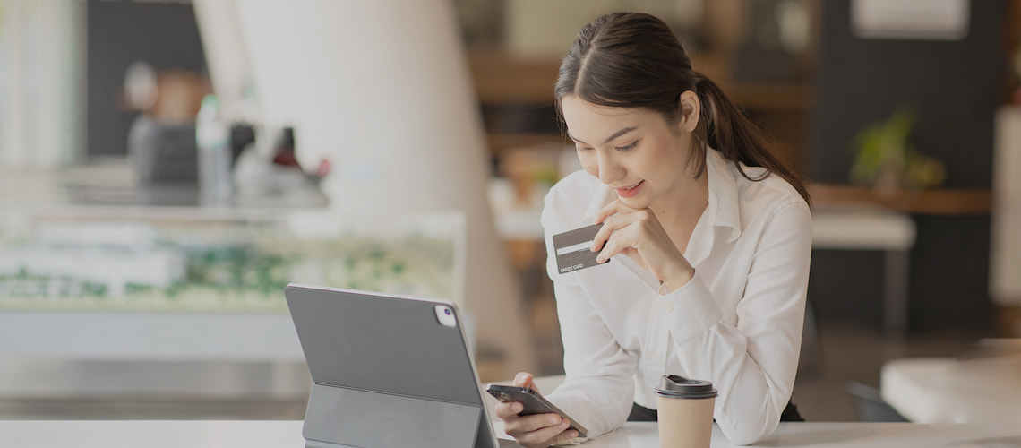 ANAマイレージクラブ会員様に対してマイルを貯める・使うためのサポートを提供