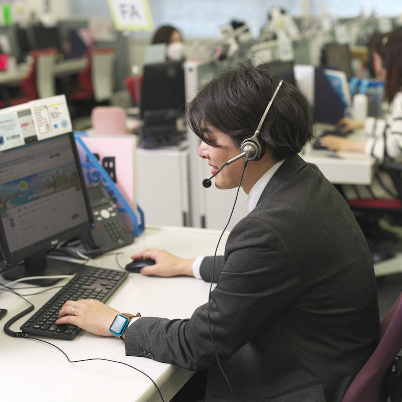 始まりは空港係員からの相談。<br>出発時刻が迫り、焦るお客様…。